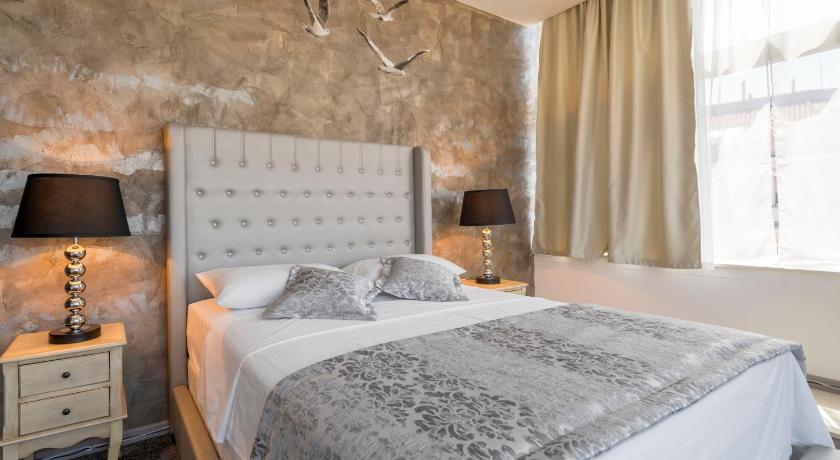 Image of Superior Suite 4