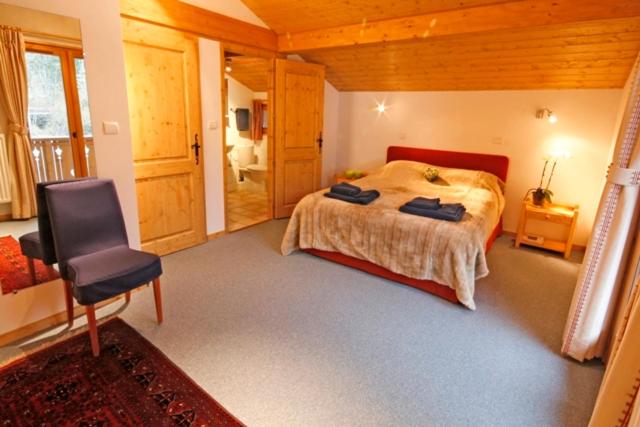 Image of Three-Bedroom Chalet 5