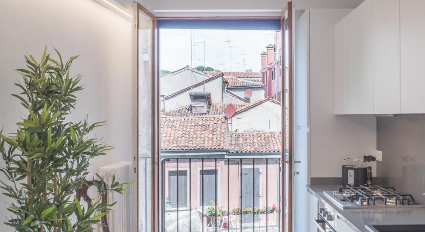 Luxury Apartment On Grand Canal photo