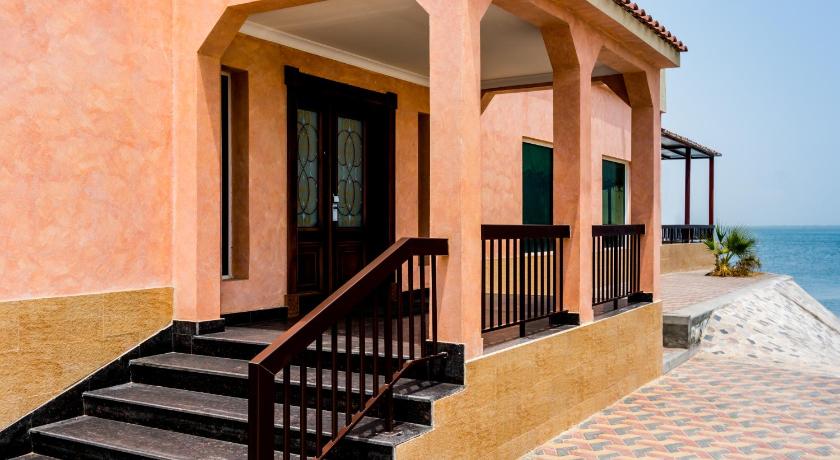 Image of Standard Villa Beachfront 4