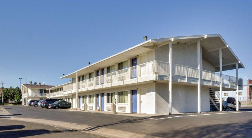 Motel 6-Lakewood, CO - Denver