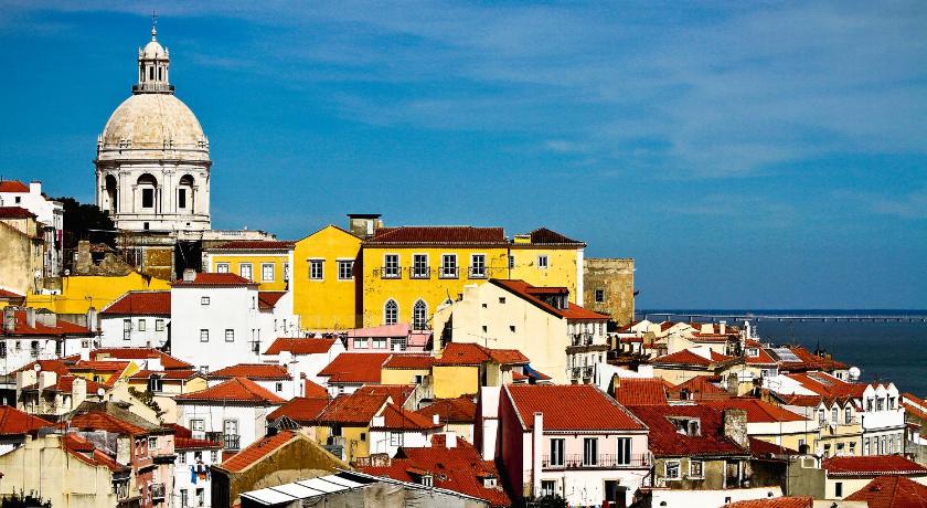 Cativos - Alfama Center District photo