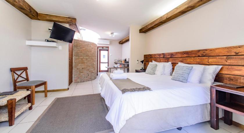 Zebrina Guest House photo