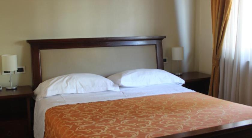 Hotel Girasole