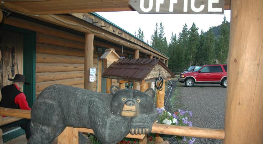 Lava Mountain Lodge photo