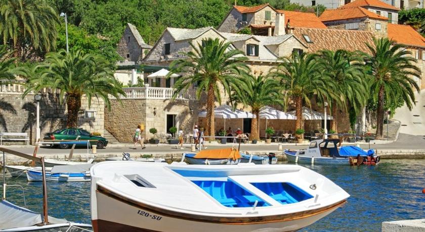 Vila Marija — Hotel in Brac Island