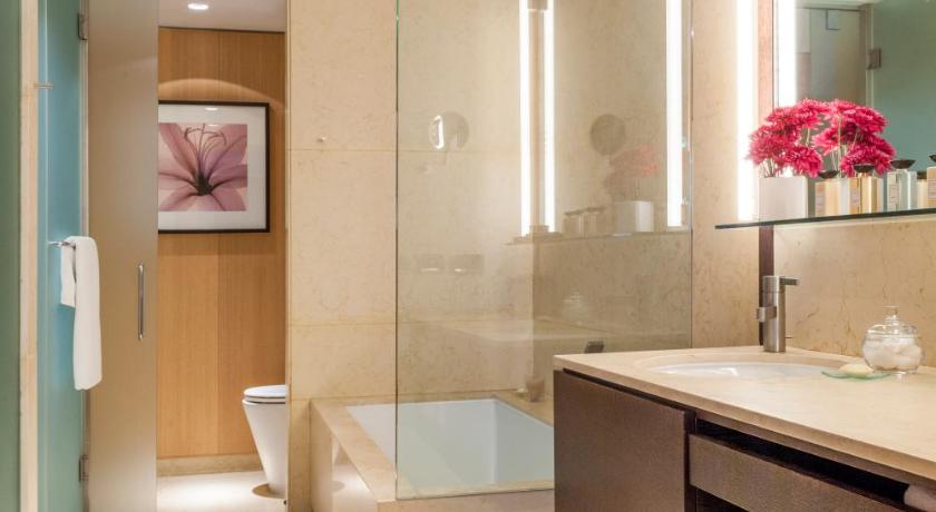Image of Park Deluxe Suite 2
