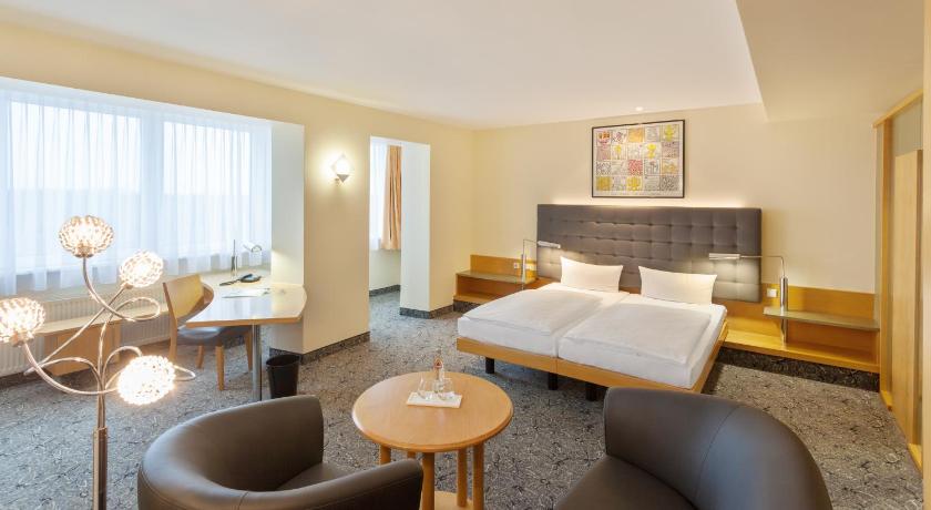 柏林 ABACUS Tierpark Hotel 4星级 酒店 套房