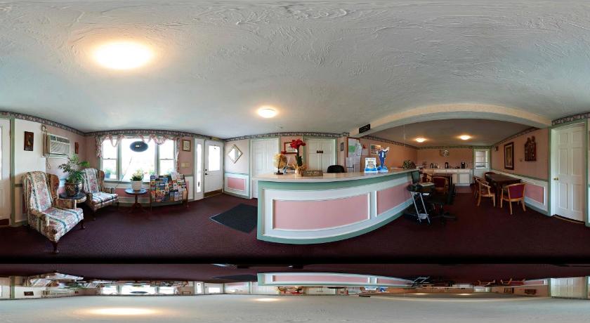 Knights Inn  Centerville MA photo
