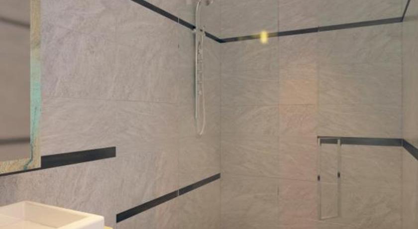 Image of Luxury Triple Room 2