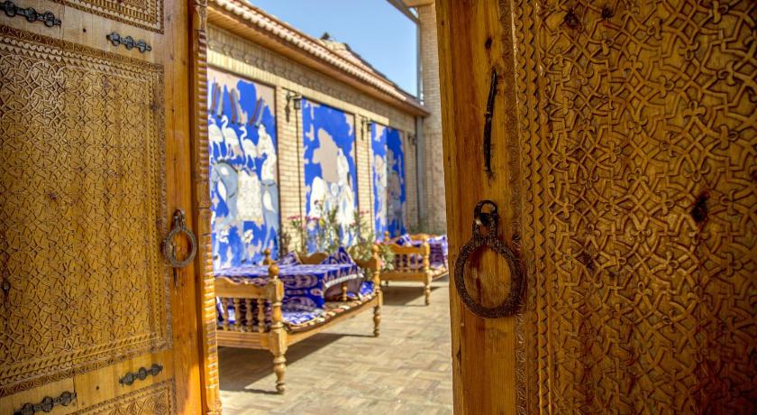 Entrance, Hotel Caravan Serail in Samarkand