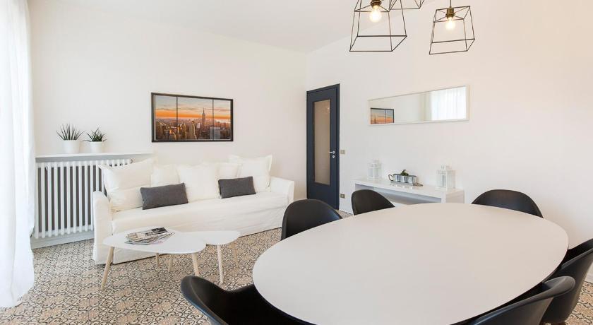 La Promenade by Impero House — Hotel in Stresa
