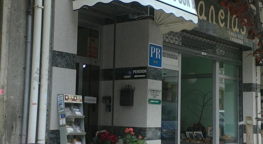 Hostal Ponte Dos Santos — Hotel in Ribadeo