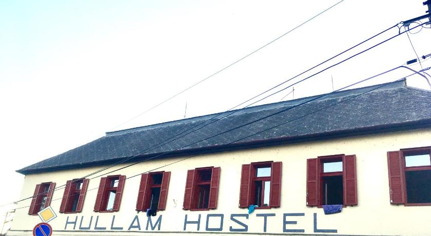 Hullam Hostel photo