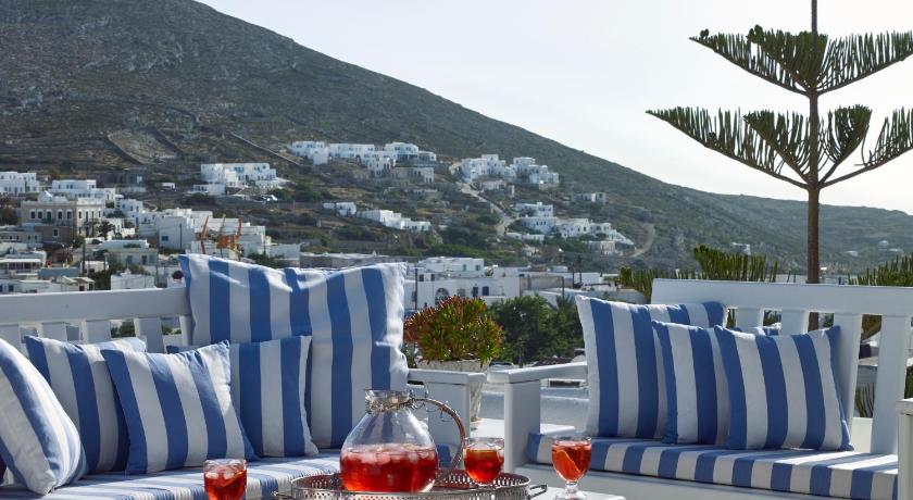 Folegandros Apartments