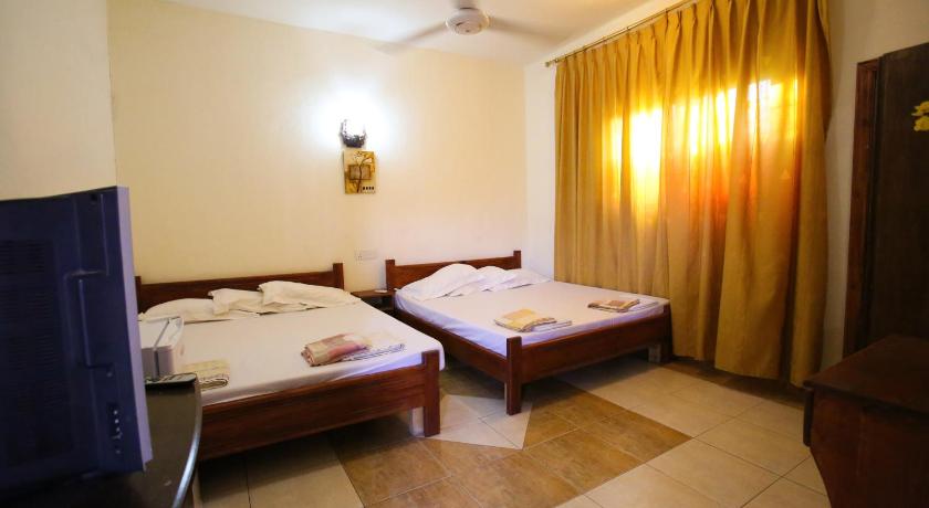 Image of Triple Room 0