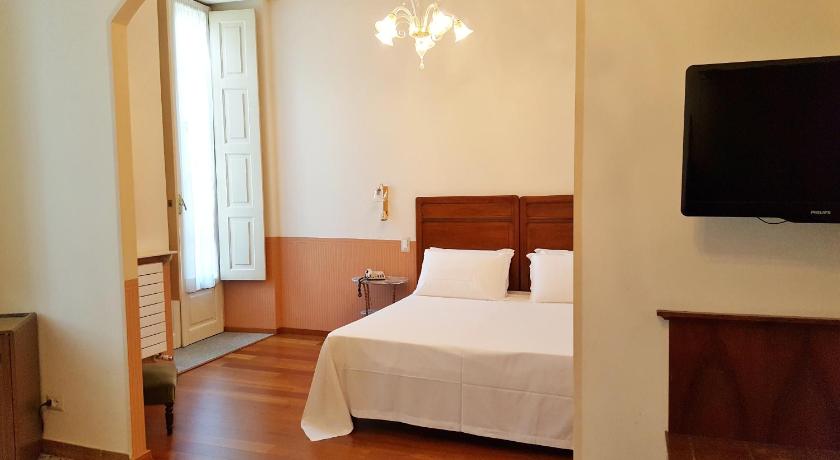 Hotel Roma e Rocca Cavour