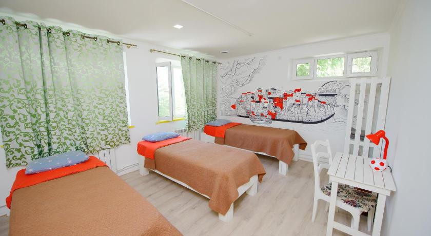 Image of Triple Room 1
