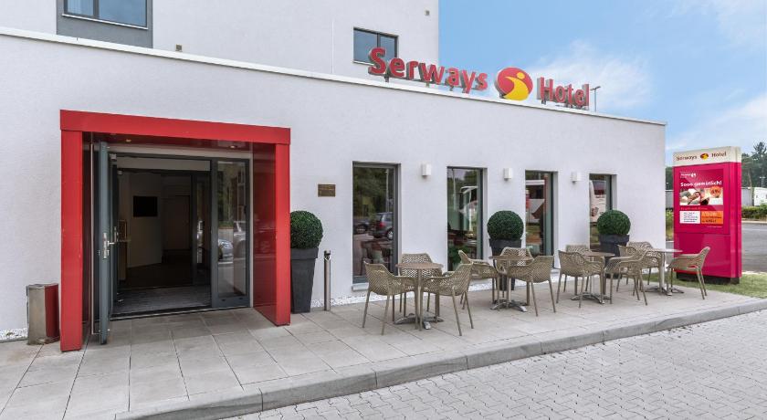 Serways Hotel Weisskirchen Nord  photo