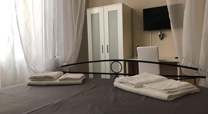 Image of Double Room with Private Bathroom 1