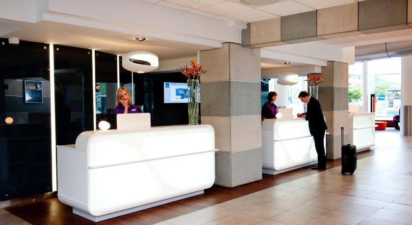 Novotel Warszawa Airport photo