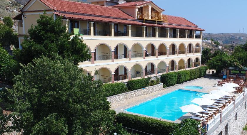 Apart-Hotel Llazari — Hotel in Vlora