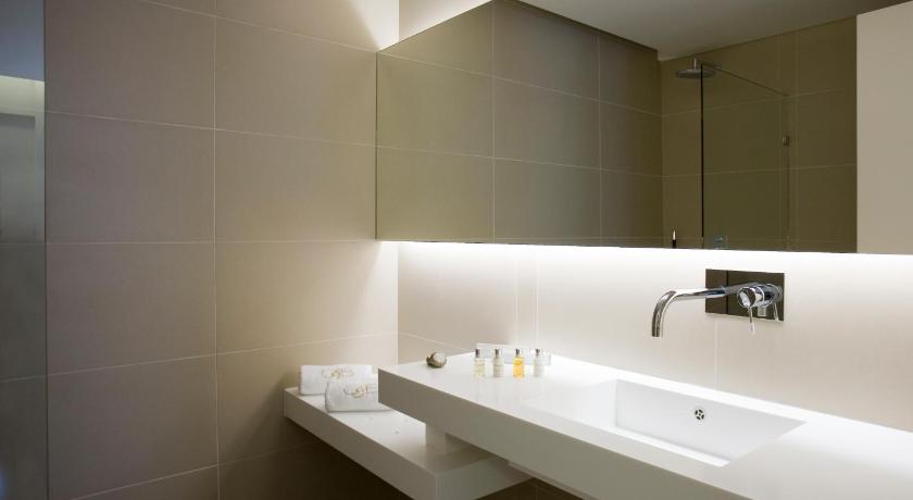 Image of Acropolis Petite Suite 8