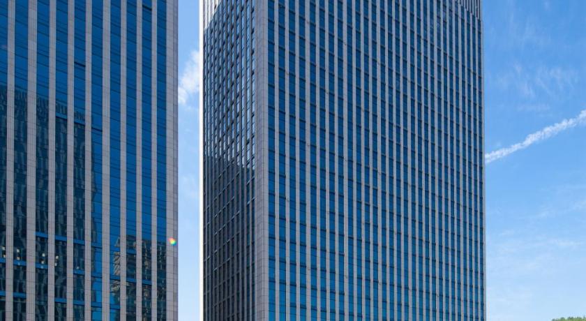 Ramada Jinan No1 Longao West Road Jinan - 