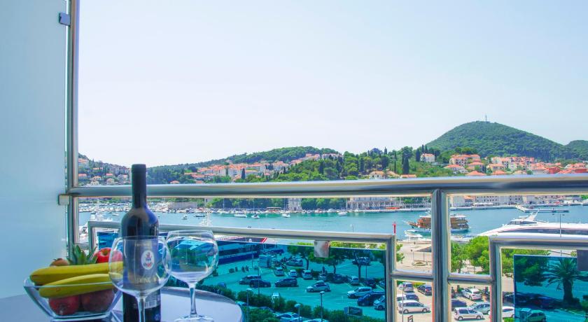 Hotel Petka photo