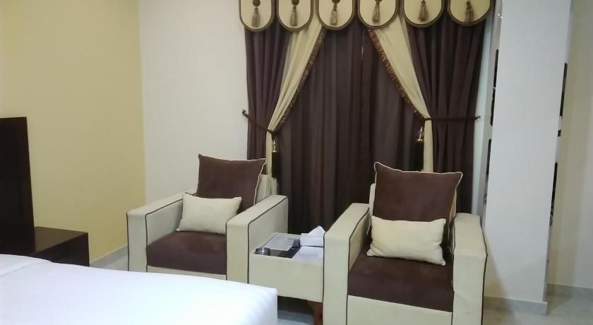 Image of Deluxe Double Room 8