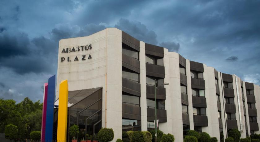 Hotel Abastos Plaza