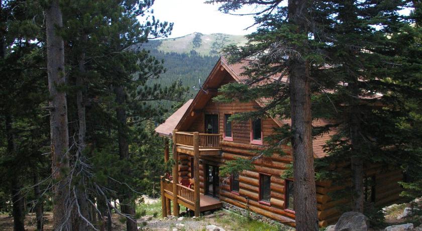 The Silver Lake Lodge - Adults Only photo