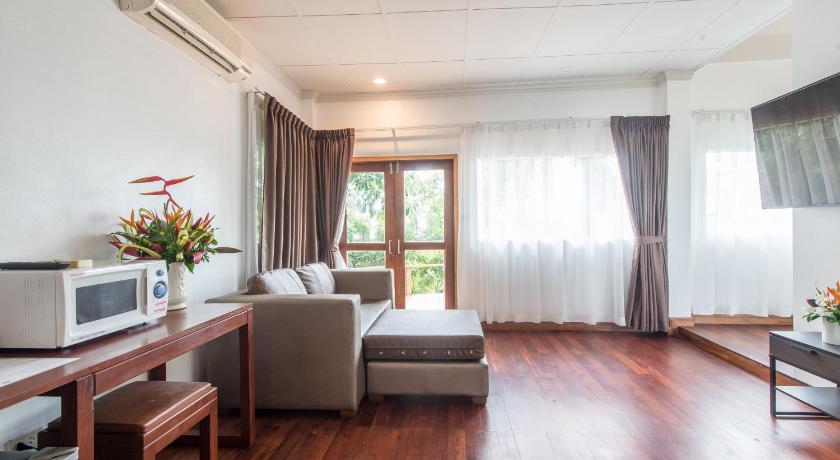 Image of One Bedroom Suite with Seaview 9