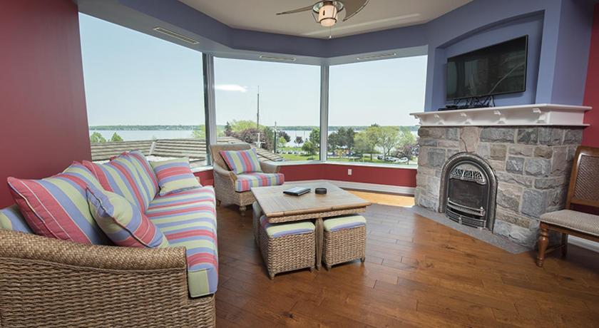 Tall Ships Landing Coastal Resort photo