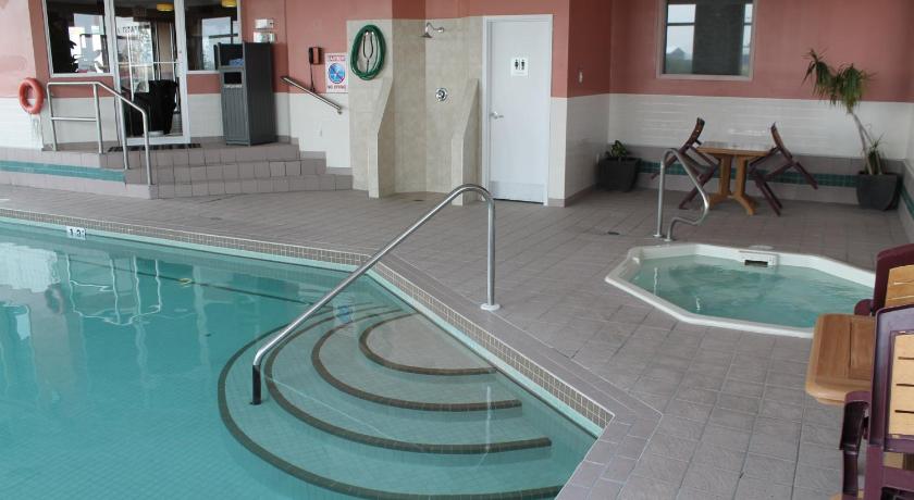 Best Western Strathmore Inn photo