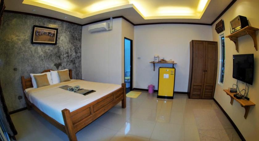 Image of Double Room with Park View 9