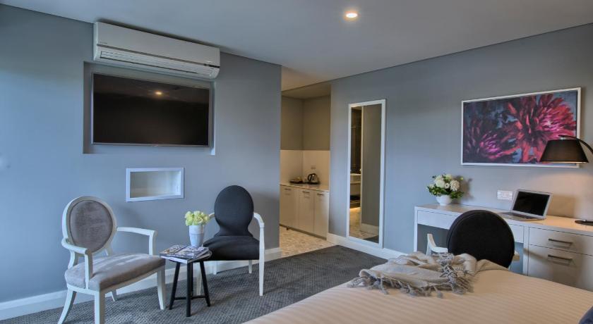 Canberra Rex Hotel and Serviced Apartments