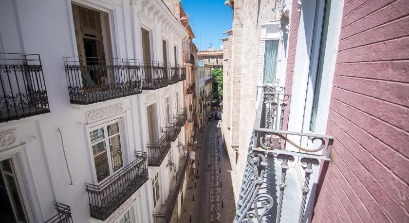 Petit Palace Plaza de la Reina