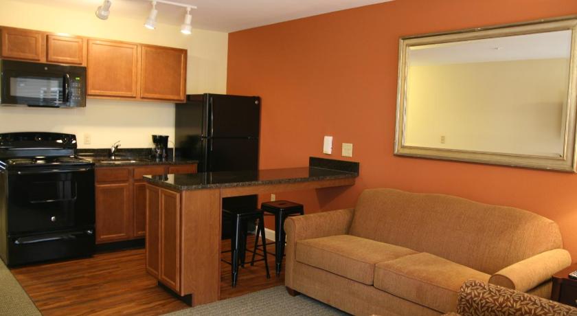 Affordable Suites Mooresville