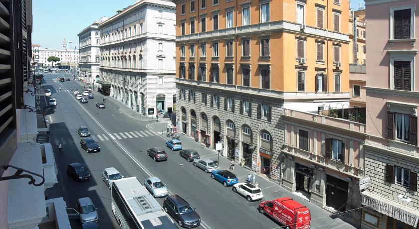 Roman Holidays Boutique Hotel