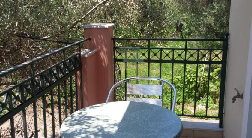 Irini Apartments Anaxos photo