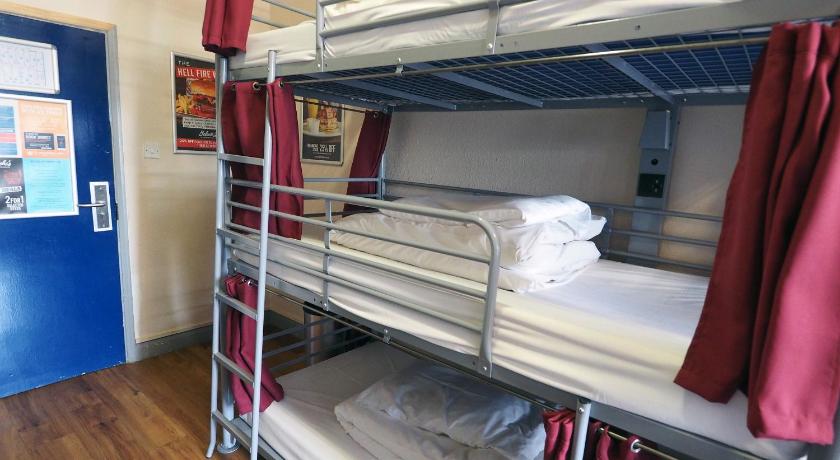 Image of 1 Person in 9-Bed Dormitory - Mixed 3
