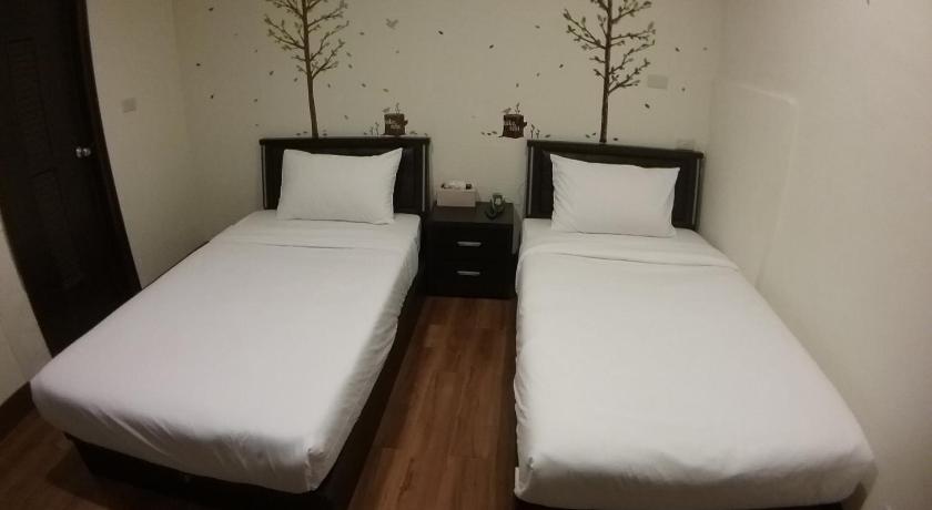 Image of Standard Twin Room 1