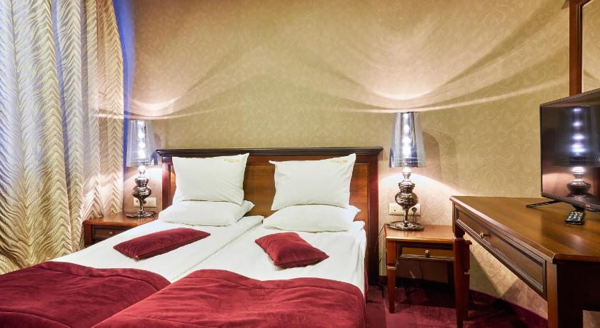 Зображення VIP-люкс із двома спальнями (Two-Bedroom VIP Suite) 6