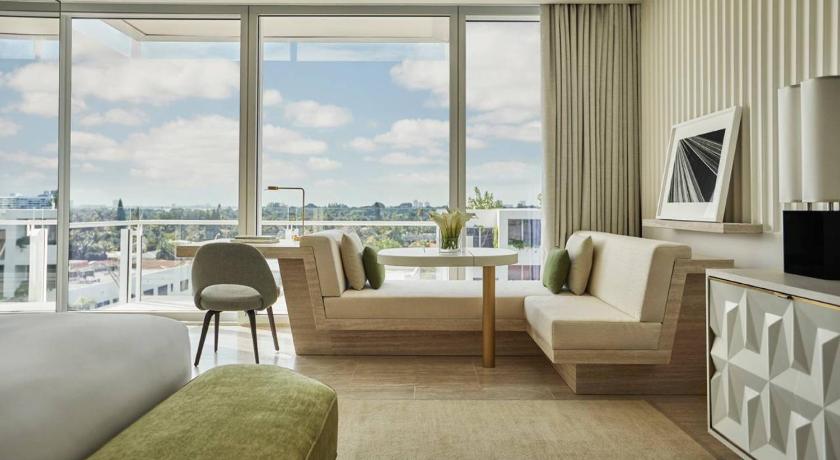Immagine di Bay View One Bedroom Suite 10