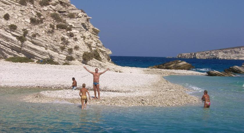 Calypso Hotel photo