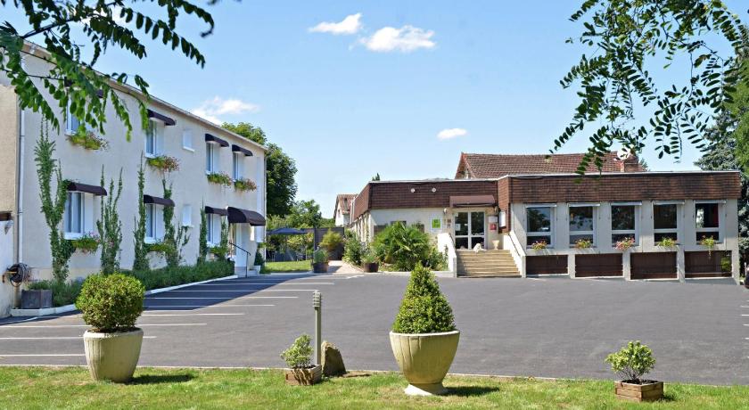 Logis Hotel Le Prieure