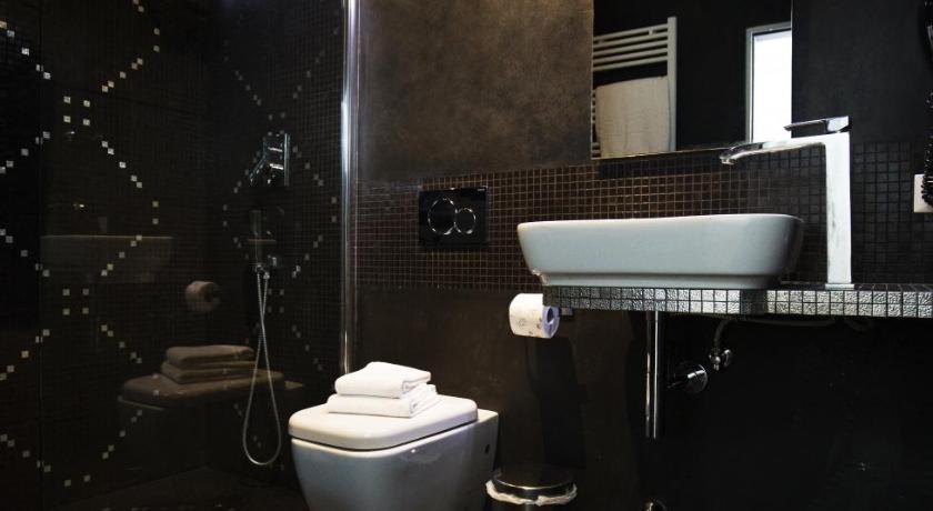Avogaria 5 Rooms