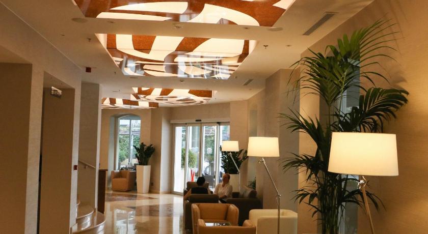 Hotel Colosseo Tirana photo
