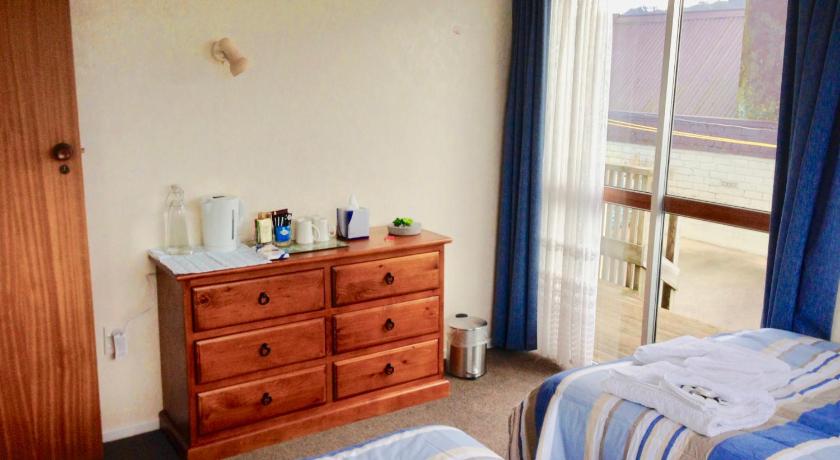 Big & Bright Guest House photo